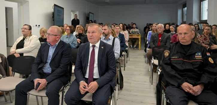 Održana edukacija za ravnatelje osnovnih i srednjih škola na temu sigurnosti u školama