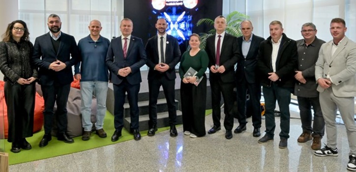 Ministar Damir Habijan u Varaždinskoj županiji - obišao školu u Svetom Iliji i Prvu gimnazije Varaždin