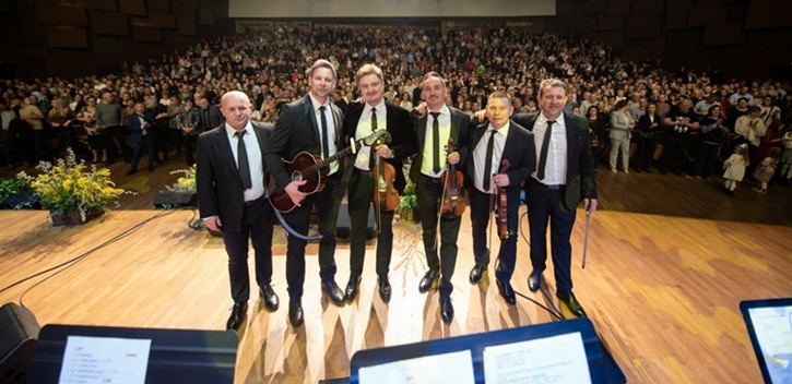 Glazbeni sastav Kavaliri u Lisinskom proslavio 30 godina karijere