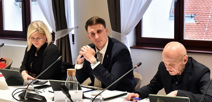 Nervoza i neprimjereno ponašanje gradonačelnika Bosilja potvrda da je HDZ-ov Pokorny 