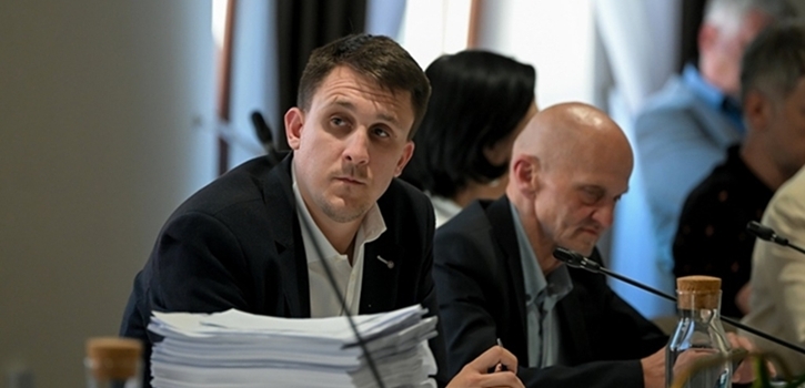 Nakon zahtjeva HDZ-ovog vijećnika Josipa Pokornyja razotkriveno netransparentno trošenje milijuna i sumnje na pogodovanje u Varaždinu