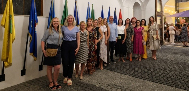 Neformalno druženje na Špancirfestu: Članice Županijskog odbora i općinskih organizacija Zajednice žena „Katarina Zrinski“ posjetile Varaždin i susrel