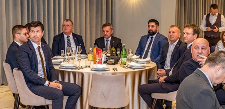 Udruga Prsten Varaždinske županije obilježila 16 godina djelovanja tradicionalnim blagdanskim druženjem