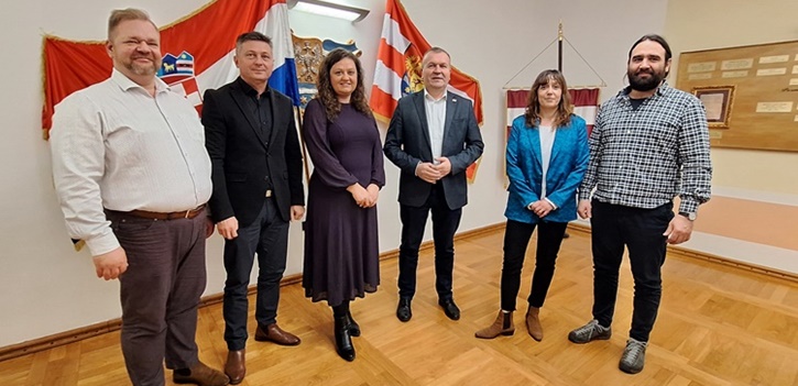 Kako bakterije mogu pomoći varaždinskom zelju, hrenu i  buči u borbi protiv suše - počinju istraživanja u sklopu projekta Climagrit