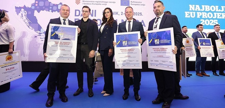 Župan Stričak u Šibeniku s kolegama preuzeo nagradu za pionirski projekt „Drava Life“