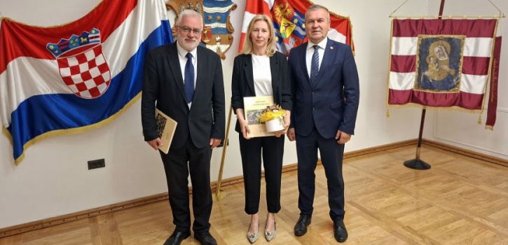 Župan Stričak priredio prijem za novoizabranu dekanicu FOI-ja Renatu Mekovec i dekana Akademije za umjetnost i kulturu u Osijeku Davora Bobića