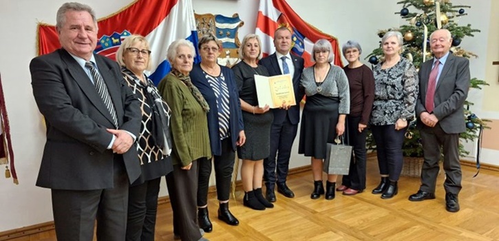 Župan Stričak ugostio članove KUD-a „Lepoglavski pušlek“ povodom 20 godina predanog očuvanja tradicije