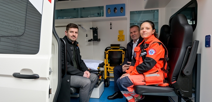 Predstavljena nova vozila i medicinska oprema Nastavnog zavoda za hitnu medicinu