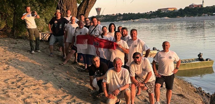 Varaždinski branitelji Dravom i Dunavom jubilarni 20. put stigli u Vukovar